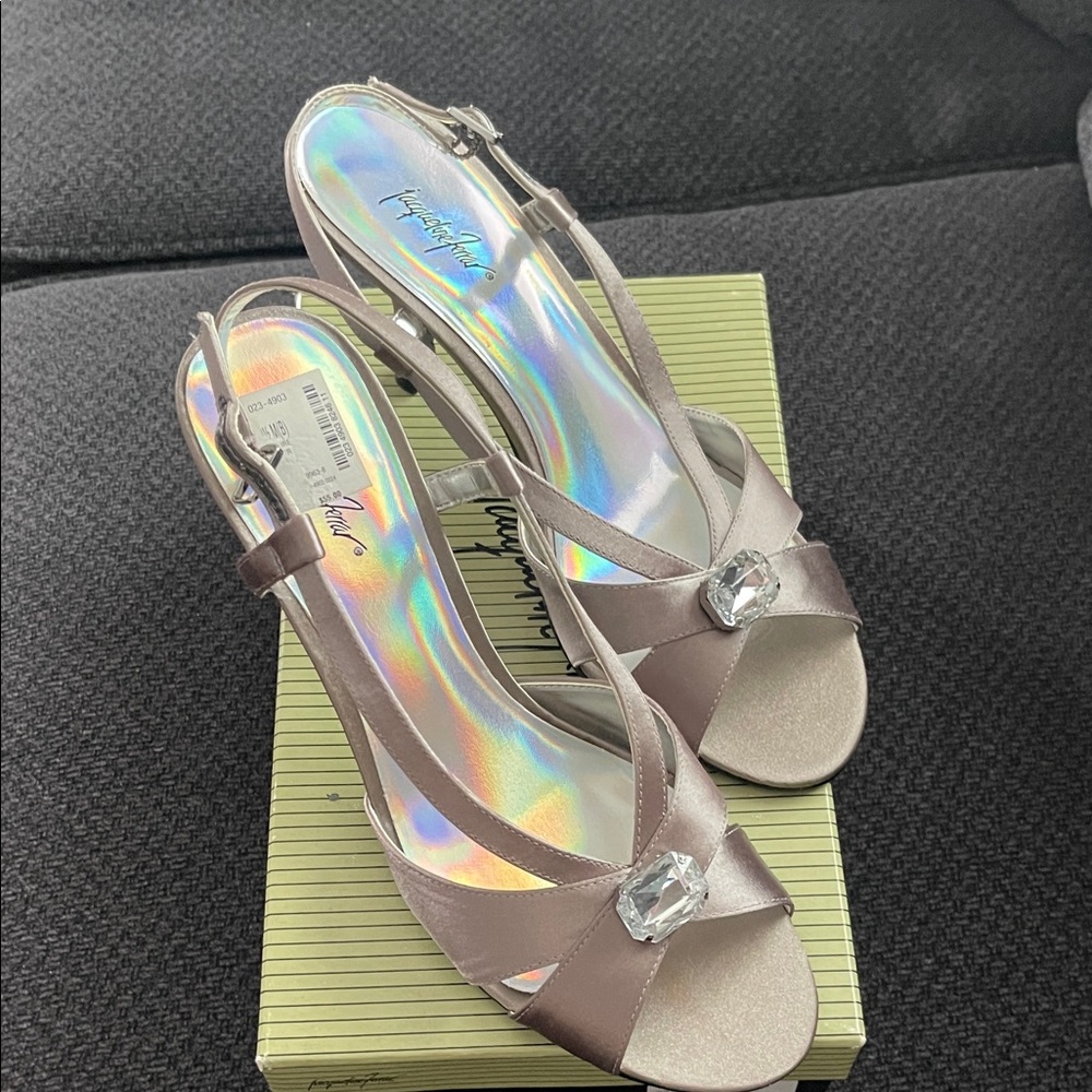 Dress sandals